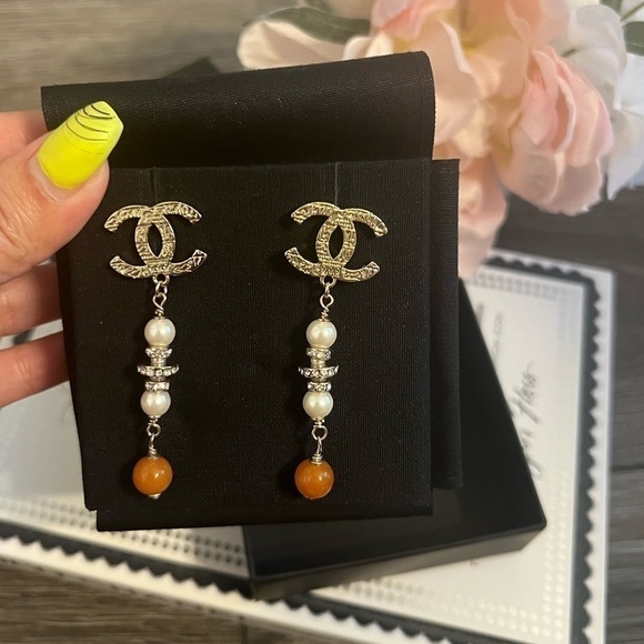 CHANEL Egypt Hieroglyphic CC Drop Earrings - Picture 5 of 8